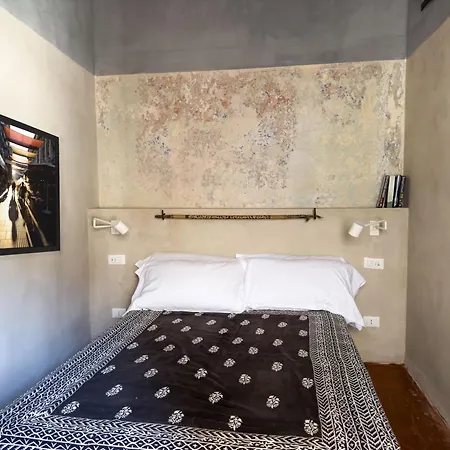 Green Rooftop Terrace Historical Center Appartement Florence